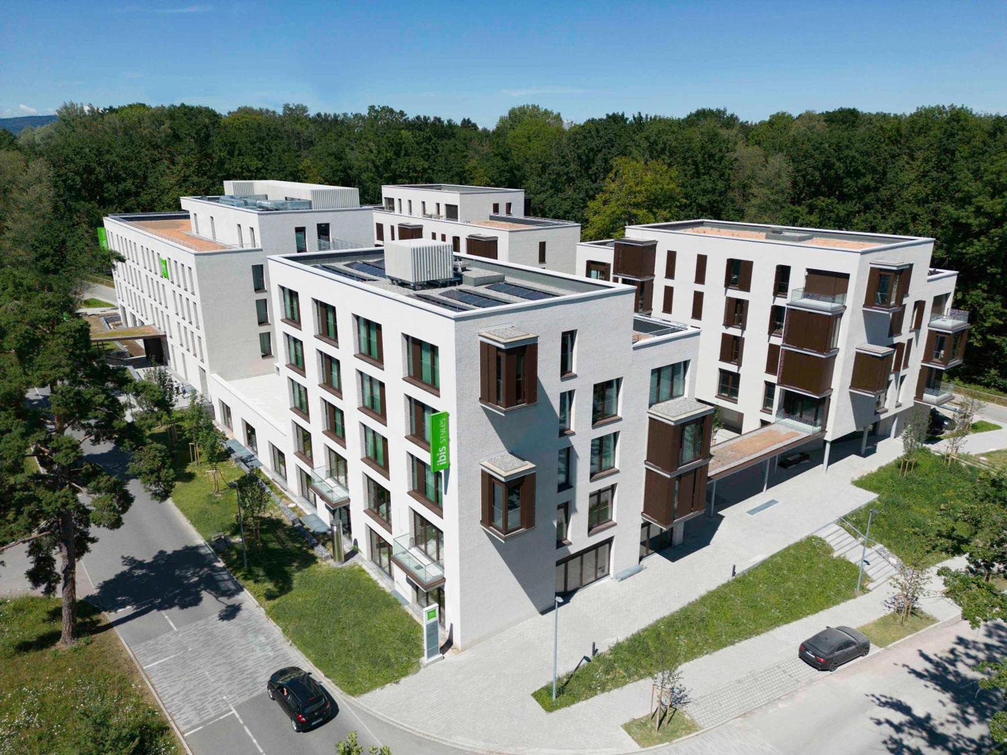 Ibis Styles Hotel 3*